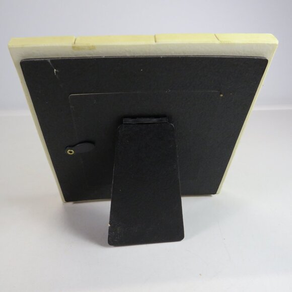 Faux Sea Shell Picture Frame Realistic, glass, 6x6" - Picture 9 of 10